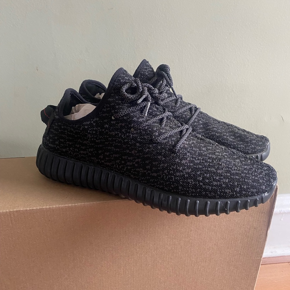 Adidas Yeezy Boost 350 Pirate Black Men’s Size 11